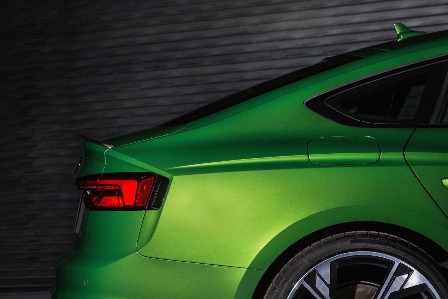 Детали экстерьера Audi RS5 Sportback 2018 года  (NA) (фото 28 из 40)